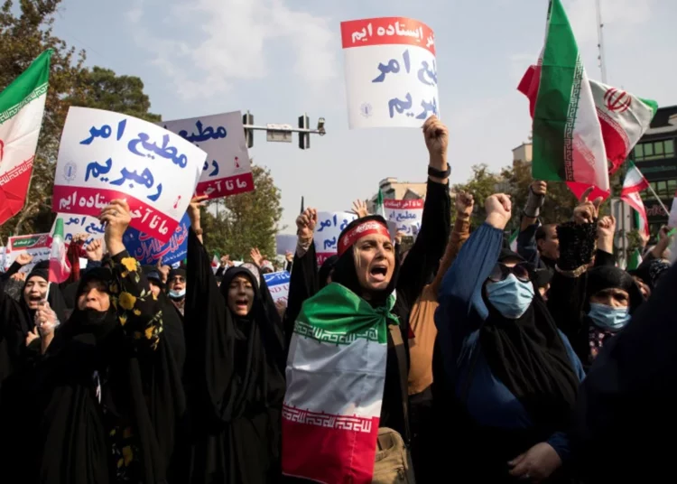 ¿Está a punto de colapsar el régimen islámico de Irán?