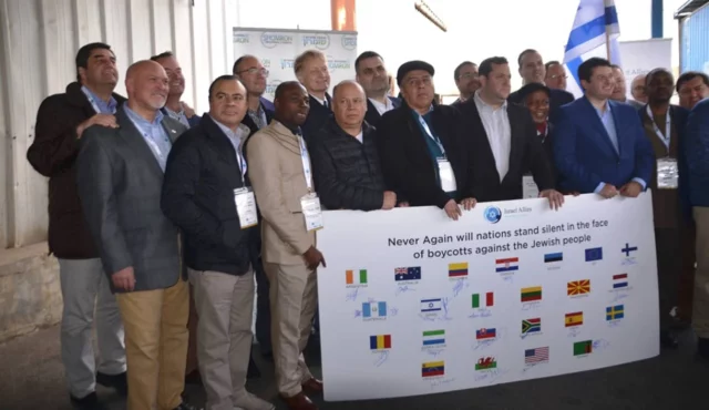 Organizaciones judías y latinoamericanas colaboran para difundir la definición de antisemitismo de la IHRA
