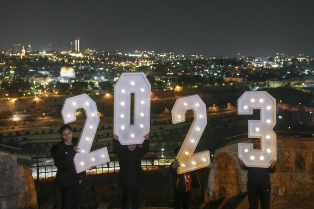 Israel celebra el 2023 sin restricciones por COVID por primera vez en 3 años