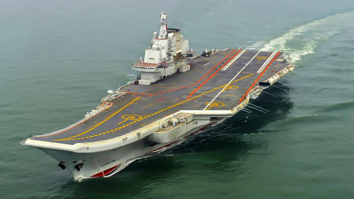 Rusia quiere recuperar el portaaviones Liaoning que China compró a Ucrania