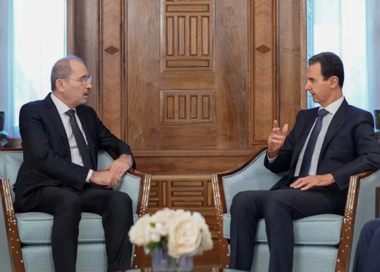 El ministro jordano de Asuntos Exteriores viaja a Siria para impulsar la diplomacia de socorro