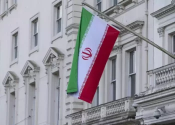 Las autoridades iraníes han intensificado el acoso a un medio de comunicación tras las recientes protestas, y la oficina del medio en Londres se declara impotente para defender a sus empleados.