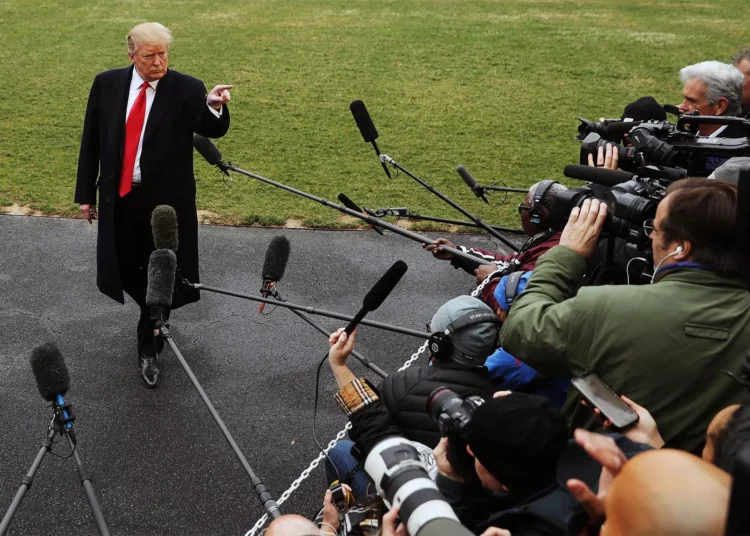 Los medios de comunicación corruptos contra Trump