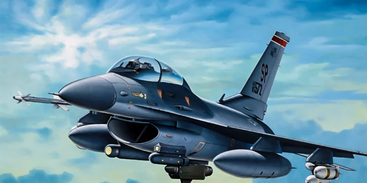 Ucrania negocia la adquisición de cazas F-16 o Gripen