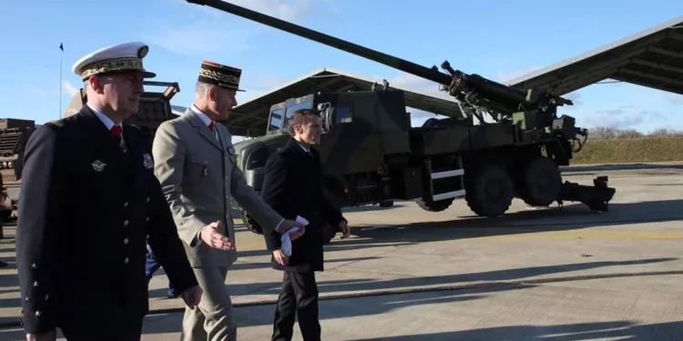 Francia y Australia enviarán conjuntamente nuevas municiones a Ucrania