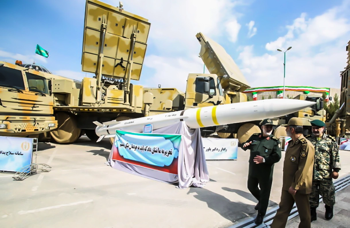 La amenaza de Irán a Israel aumenta si suministra defensa antiaérea a Siria – Análisis