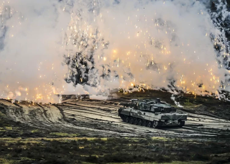 Polonia entrega a Ucrania los primeros tanques Leopard alemanes