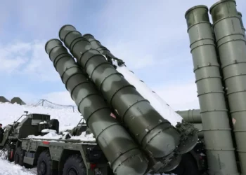 Rusia actualiza el S-400 para ataques terrestres