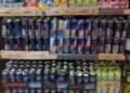 Israelí casi muere tras beber 12 latas de bebidas energéticas