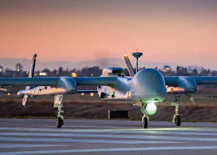 Los drones israelíes utilizan bombas de caída libre y pueden transportar hasta una tonelada