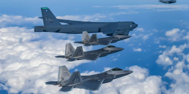 Corea del Sur y EE.UU. realizan un simulacro aéreo conjunto en respuesta al lanzamiento de un misil norcoreano