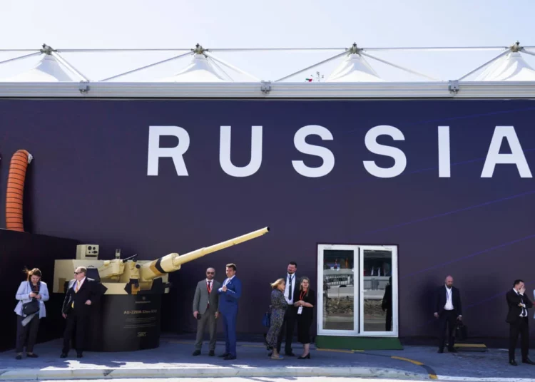 Rusia vende armas en la feria de Abu Dhabi en medio de la guerra con Ucrania