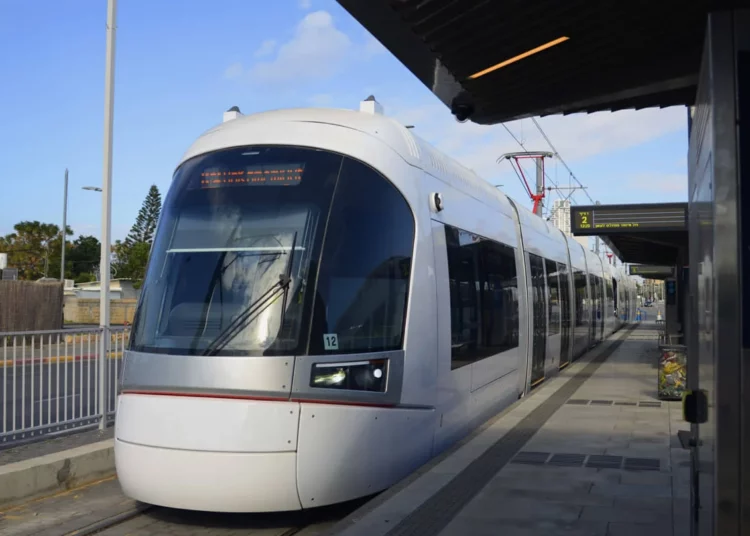 El metro ligero de Tel Aviv se pondrá en marcha a menor velocidad y frecuencia