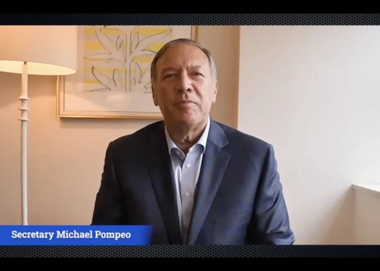 Mike Pompeo llama “terrorista conocido” al presidente de la Autoridad Palestina
