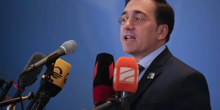 El ministro de Asuntos Exteriores español arremete contra Barcelona por cortar lazos con Israel