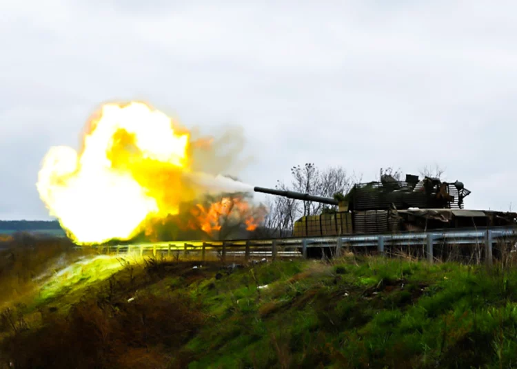 Ucrania dice que los nuevos tanques servirán de “puño de hierro” contra Rusia