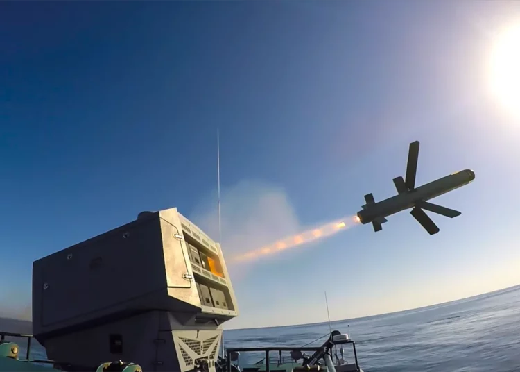 La Armada de Grecia se armará con misiles guiados de largo alcance SPIKE NLOS