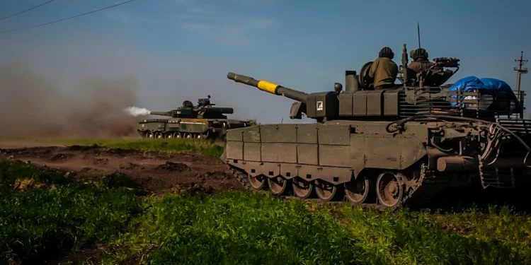 Rusia bombardea un importante centro de reparación de tanques ucranianos