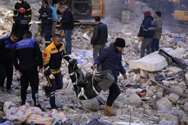 Terremoto en Turquía y Siria: El número de víctimas supera los cinco mil