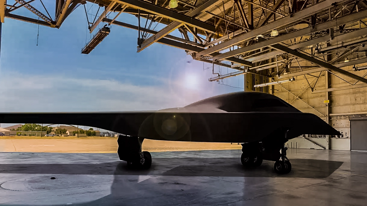 Bombardero furtivo B-21 Raider: ¿Puede construirse de forma rentable?