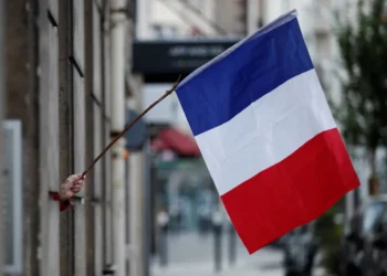 Periodistas franceses suspendidos por elogiar a Hitler y a Hamás