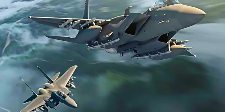 El F-15EX podría disparar misiles hipersónicos contra China o Rusia
