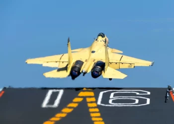 J-15: Cómo China copió el caza Su-33 ruso