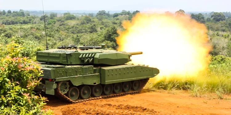 Tropas ucranianas entrenan con tanques Leopard 2 para combatir a Rusia