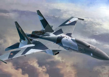 Su-35: El caza ruso “casi furtivo” con aspecto de F-22