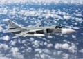 Avión de combate Su-24M ruso derribado sobre Bajmut: Video