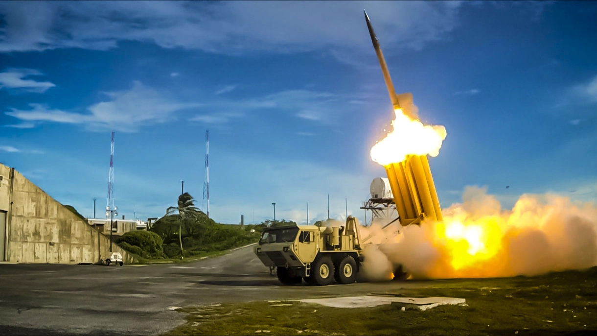El Ejército de EE.UU. quiere misiles de largo alcance de fuego maniobrable