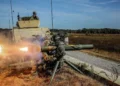 El potente misil TOW ucraniano destruye dos tanques rusos