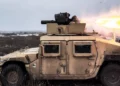 Soldado ucraniano dispara un misil antitanque TOW 2B: Video
