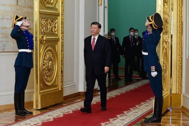 Putin se reúne con Xi Jinping en el Kremlin