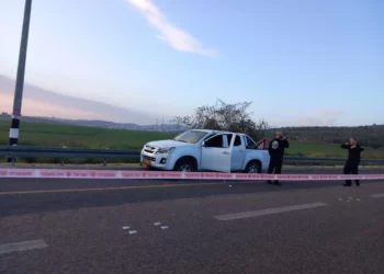 Un hombre herido grave en la explosión de un coche en el norte