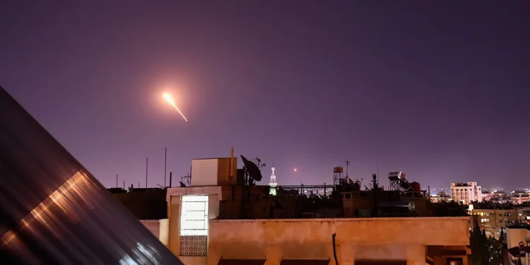 Ataques aéreos en Damasco por segunda vez en 24 horas