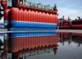 Crudo ruso desafía recortes: exportaciones marítimas se mantienen estables