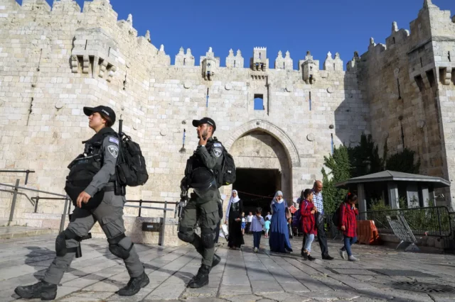 Alerta máxima de las fuerzas de seguridad en Jerusalén para el primer viernes de Ramadán