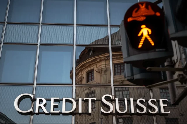 Encuentran más registros que vinculan a Credit Suisse con cuentas nazis