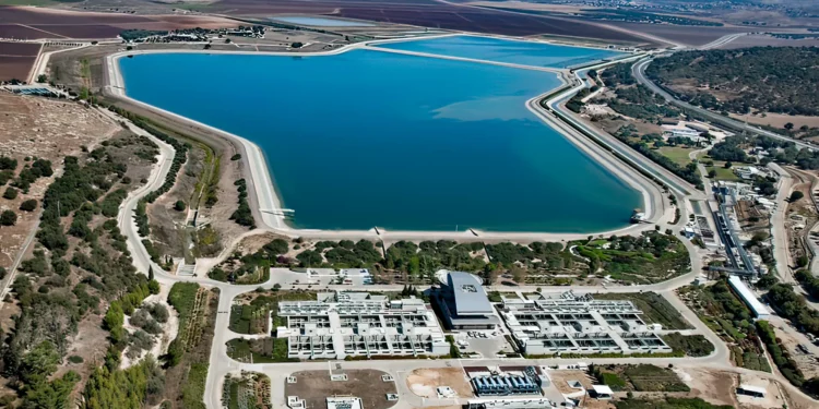 Israel revierte el flujo de agua y salva el mar de Galilea