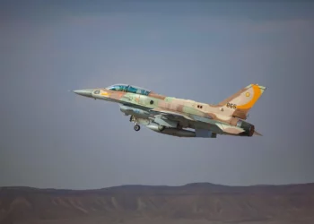 Las FDI interceptan un avión extranjero que entró a Israel desde Siria