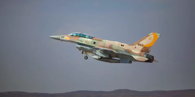 Las FDI interceptan un avión extranjero que entró a Israel desde Siria