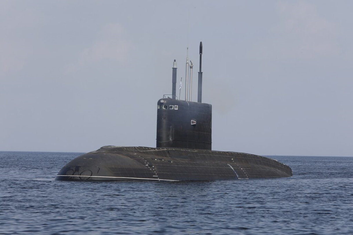 Armada rusa su potencia flota con el quinto submarino Clase Kilo 