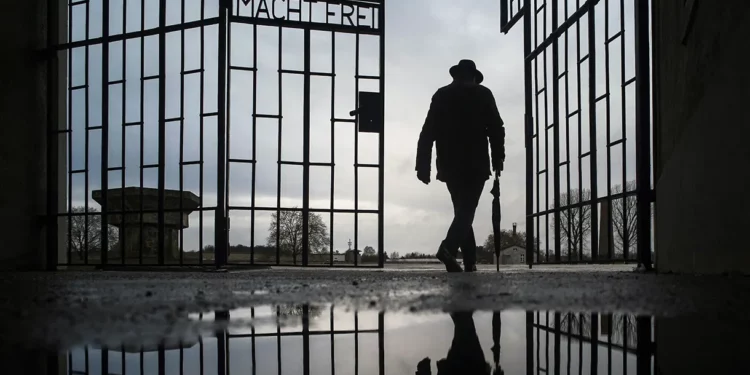 Muere guardia de campo nazi de 102 años: esperaba de apelación