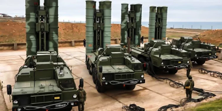 Rusia lucha por suministrar sistemas S-400 a la India en medio de la guerra en Ucrania
