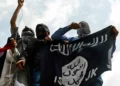 EE. UU. elimina a líder de ISIS en Siria durante una incursión en helicóptero