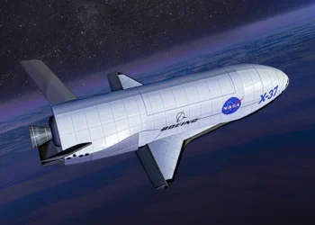 El misterioso X-37B: Una amenaza en el espacio sideral