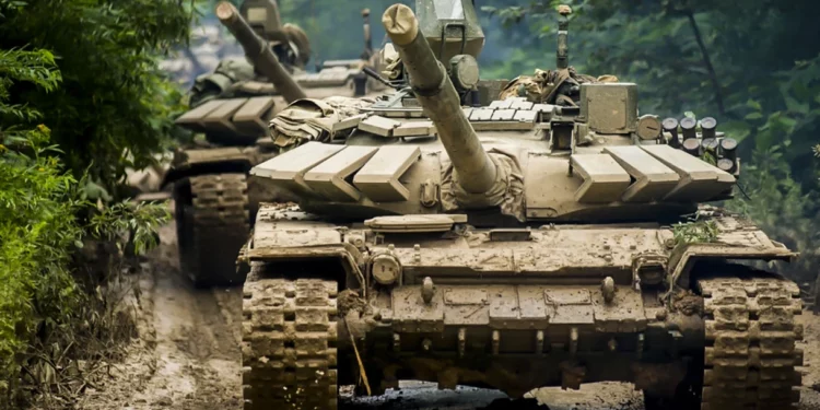 India podría adquirir 700 tanques Zorawar para enfrentar la amenaza china