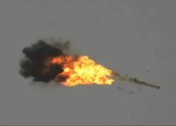 Israel derriba avión no identificado procedente de Siria