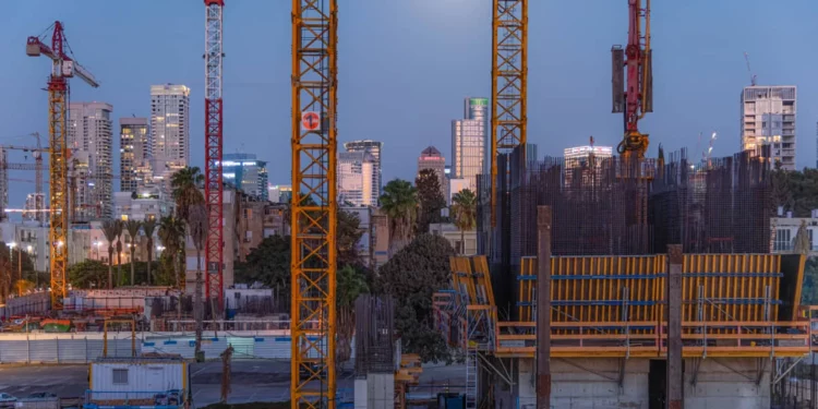 Tel Aviv acumula el 29% de viviendas nuevas sin vender en Israel